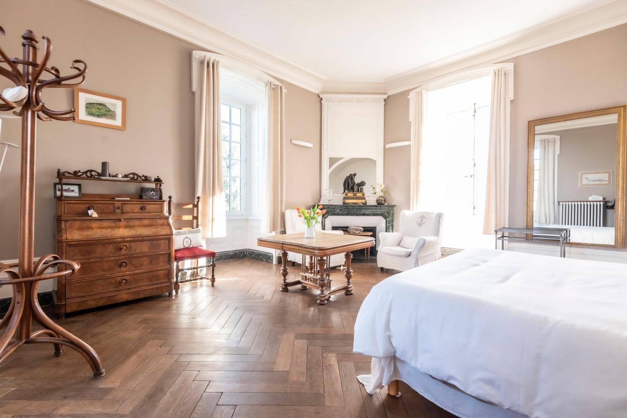 Chateau De Salornay Hurigny Esterno foto